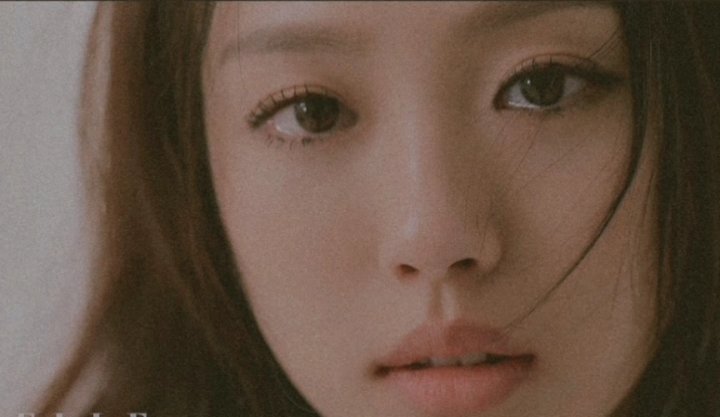 pickwr's tweet photo. bersama mbak gominsi 🖤
btw poto konsepnya gajelas tp gpp lah wkwk 
#ksd 
#kdramaselcaday 
#KdramaFansSelcaDay https://t.co/emePXfxAtC