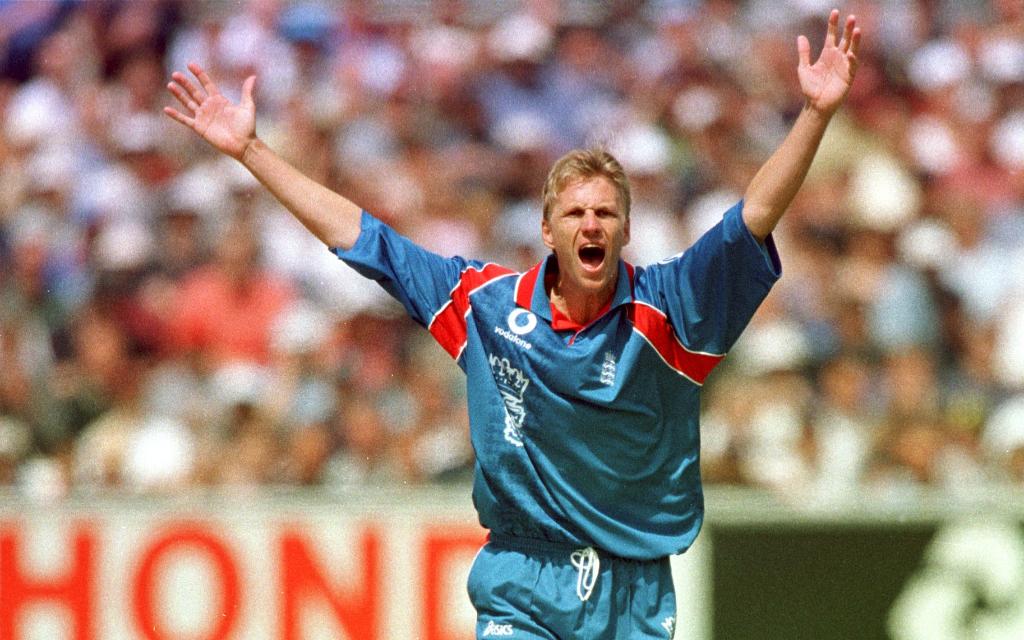 CRICKETORY (@cjbuch007) on Twitter photo βοΈ 19 Tests, 50 ODIs
βοΈ 121 international wickets
βοΈ Second-highest wicket-taker for England in the 1999 Men's CWC
Happy birthday, Alan Mullally π
<a href="/ECB_cricket/">England and Wales Cricket Board</a> βοΈ 19 Tests, 50 ODIs
βοΈ 121 international wickets
βοΈ Second-highest wicket-taker for England in the 1999 Men's CWC
Happy birthday, Alan Mullally π
<a href="/ECB_cricket/">England and Wales Cricket Board</a>