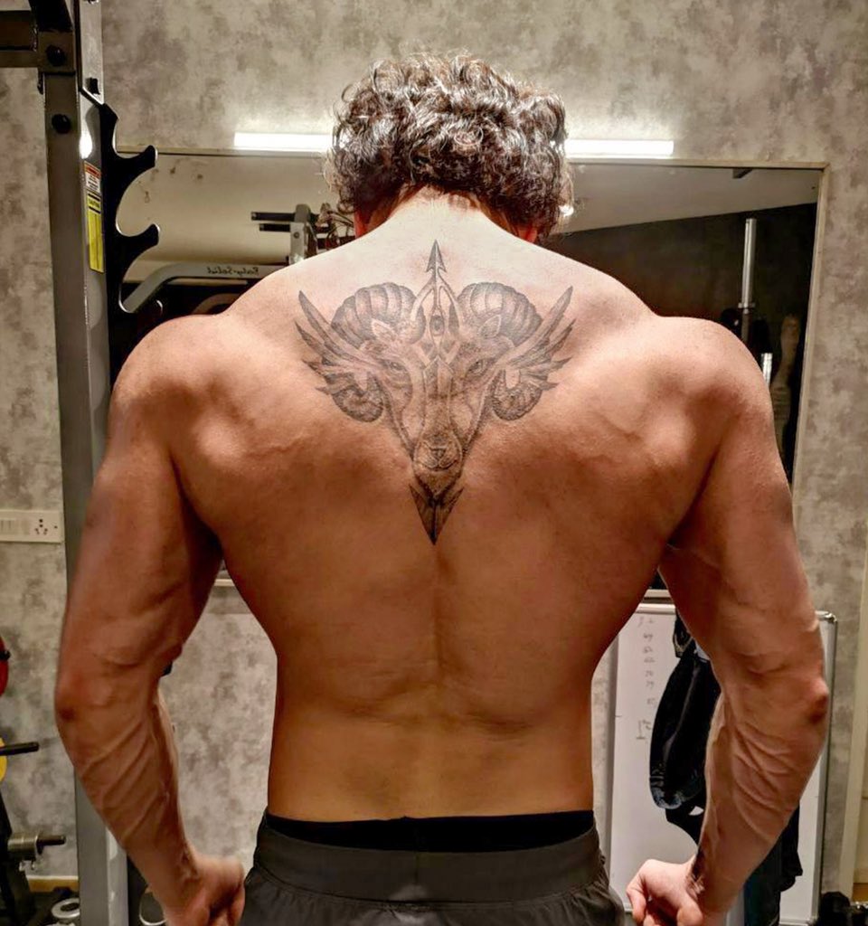 E6Eo5d4VkAMPYNU?format=jpg&name=medium