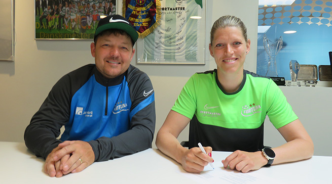Fortuna Hjørring (@fortunahjorring) on Twitter photo 31-årige <a href="/LineJohansenGK/">Line G. Johansen</a> far forlænget sin aftale om at beklæde målmandsposten i Fortuna 👏👏
bit.ly/2UAI8Sm 31-årige <a href="/LineJohansenGK/">Line G. Johansen</a> far forlænget sin aftale om at beklæde målmandsposten i Fortuna 👏👏
bit.ly/2UAI8Sm