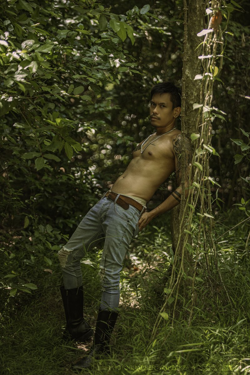 Ipexza1's tweet photo. Photographer by ipeckza
Model by Took
FB : Saksit Junkornkean
#men #model #malemodel #sexy #sexyguy #cuteboy #cuteboys #cuteguy #hotguys #hotboys #relaxtime #underwear #shower #photoshoot #Photographer #ipz #ipeckza #Pattaya https://t.co/WlwM9SkCuj