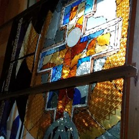 Announcement:  Scholarships available for Fall 2021 stained glass workshops with renowned artist Debora Coombs Criddle.

coombscriddle.wordpress.com/author/coombsc…