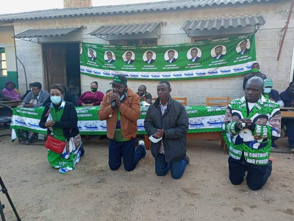Nyasulu4Mayor's tweet photo. They are back again begging for a 3rd Chanceπ
Don't give them!!!π΄ππΏπ²
#VoteUPND
#VoteHH
#VoteVictorForMayor https://t.co/UD7X2VgHRl