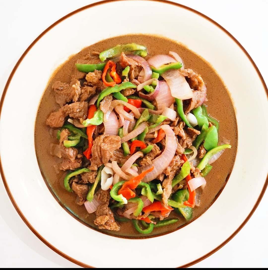 Ice131Queen's tweet image. BeWok Asian Cuisine, Malali, Kaduna.
DELIVERY ONLY.

Honestly, it’s amazing and affordable. First pic is their bestseller.

Order via their Instagram: @bewok_asiancuisine