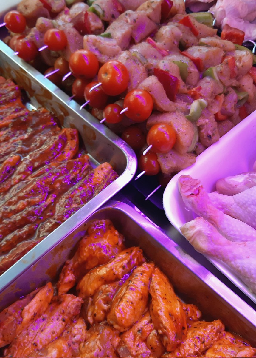 CLeoneses's tweet photo. 💬 Somos especialistas en #barbacoa
➡️ Pedidos por ☎️ 987 258 258 y
WhatsApp 📲 679 465 811/ 689 313 614, para recoger en tienda o servicio a domicilio de lunes a sábado.
#carniceria #servicioadomicilio #leonesp #carne #carnedebuey #carnedepotro #ternera #pollodecorral https://t.co/3qL1T44bC3