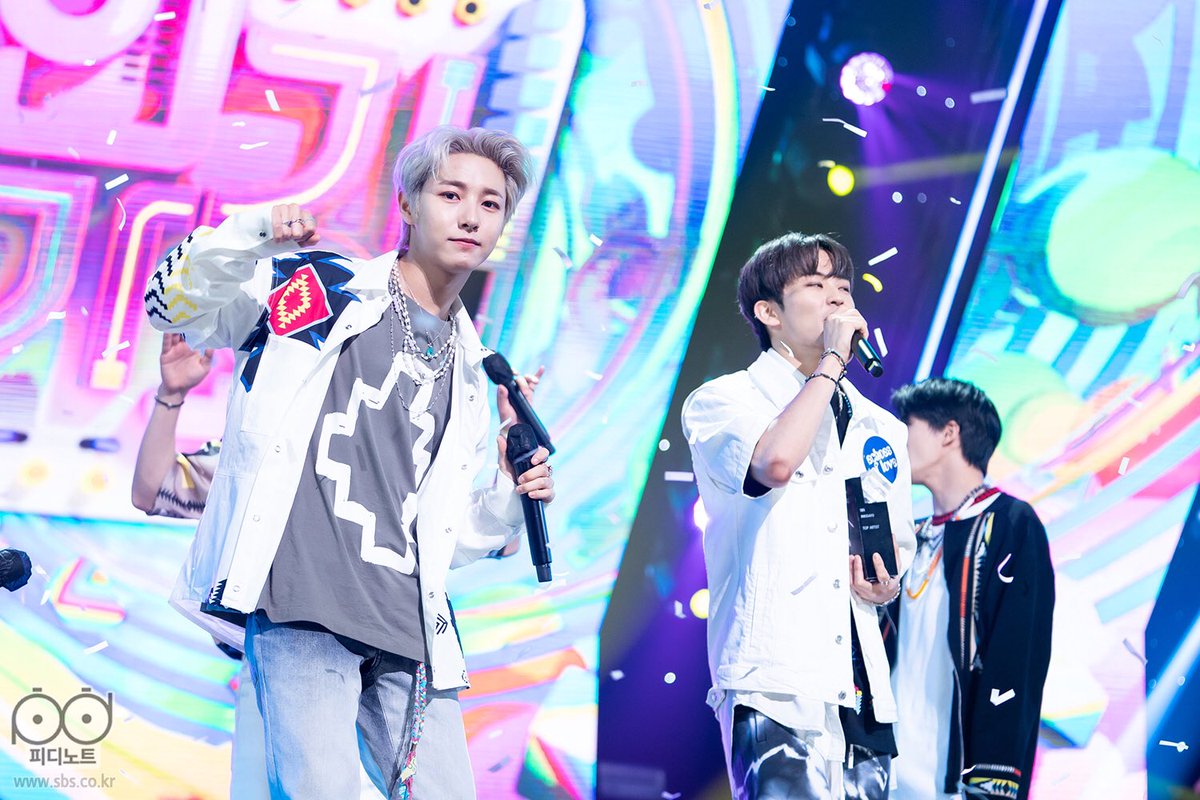 nctmarkhive's tweet photo. 210712 - SBS Website Update
SBS Inkigayo PD Note (210711)
NCT DREAM #HelloFuture4thWin Encore Stage (2)
🔗 https://t.co/3uGHawHuGy
#Mark #마크
#マーク #NCTDREAM
#헬로퓨처_4번째_1위_같이더빛나 https://t.co/Qmor9CuT0j