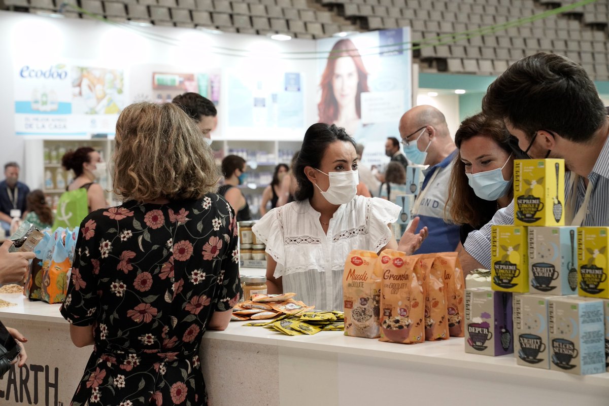 BioEcoActual's tweet photo. BioCultura Barcelona cierra su 27ª edición

👉14 mil visitantes se acercaron a la feria @biocultura  pese a la pandemia.

✅"Que finalmente se pudiera celebrar de forma presencial ya era una gran noticia"

Más información⤵️
https://t.co/2NcEIeRKId https://t.co/HC7jub0LVH