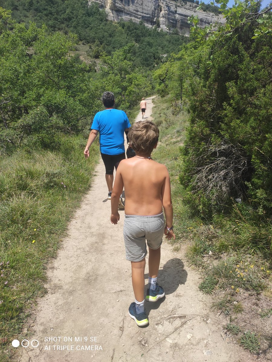 A donde nos habrán llevado hoy las ruedas de nuestra casita?! 
Paraísos cercanos que descubrimos cada fin de semana. 
Además de ser #autocaravana Friendly. 
#puentedey #CastillaYLeon