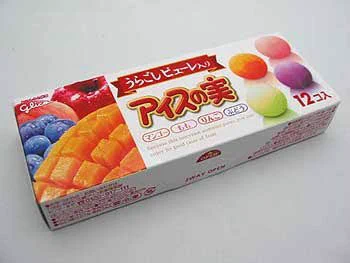 今は一つの味しか入っていないけど…。昔はいろんな味が入ってたアイスの実！