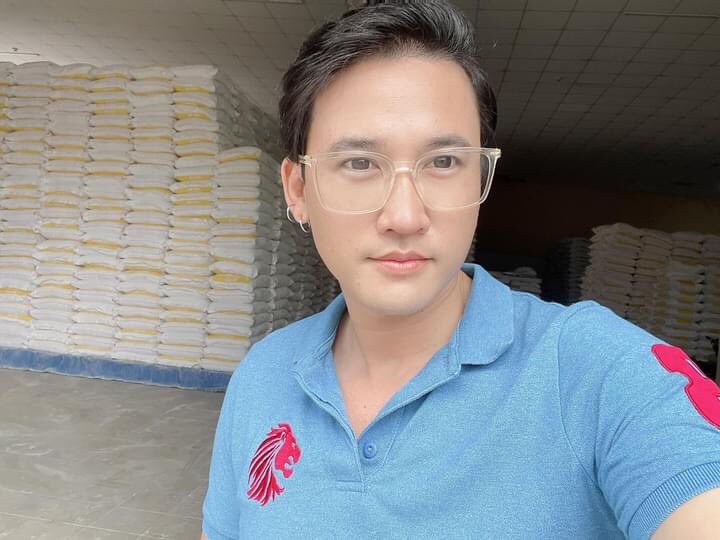 Top hay bot đây mn? Nghe him giới thiệu cent hàng 16?