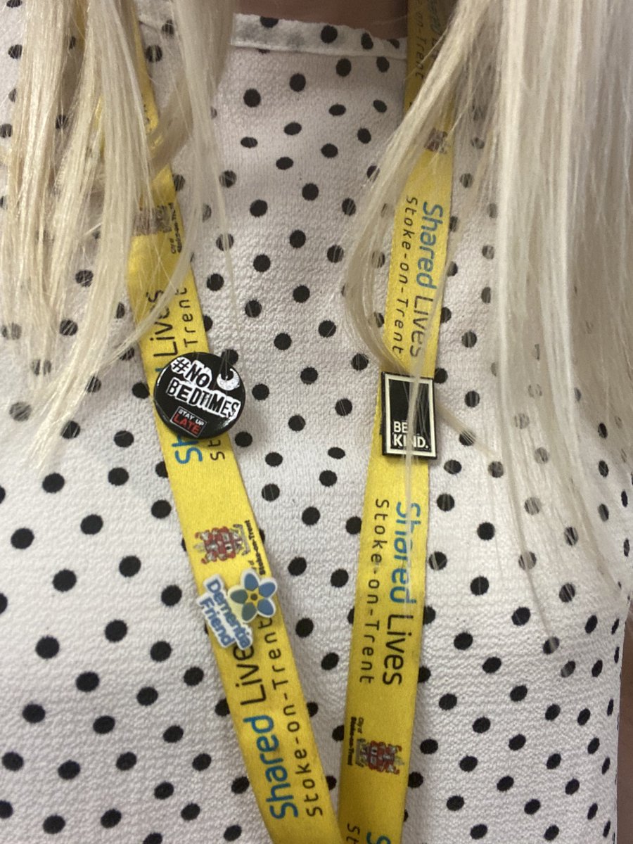 Laura Carter tweet media