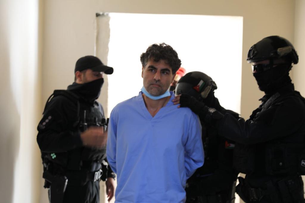عاجل محكمة أمن الدولة الحكم على الشريف حسن بالسجن لمدة 15 سنة بالاشغال المؤقتة