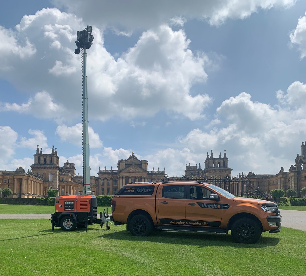 illumin8lights's tweet photo. #DidYouKnow Blenheim Palace is the only non-royal, non-episcopal country house in England to hold the title of palace? 💡 #eventprofs #events #eventsindustry #mobilelighting #deliveringabrightersite #lightingtowers https://t.co/gterYYZj7j