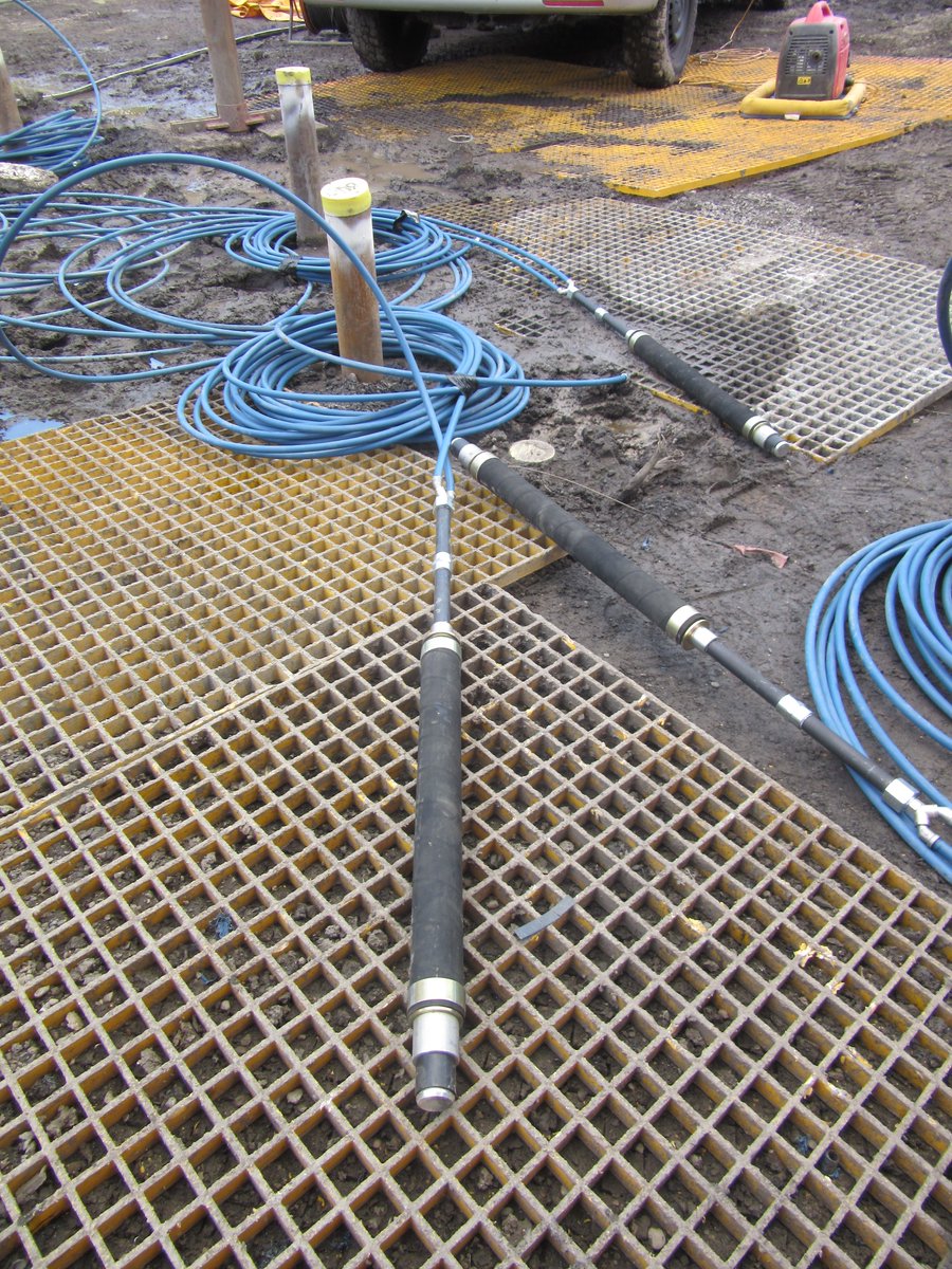 cktechltd's tweet image. These borehole seals can also be fitted with mixing tubes at the entry point to facilitate the use of fast setting chemical resins, so depth is no problem. CK-Tech Ltd have used these successfully to seal disused mine drifts 25m below ground level, as shown in the pictures.