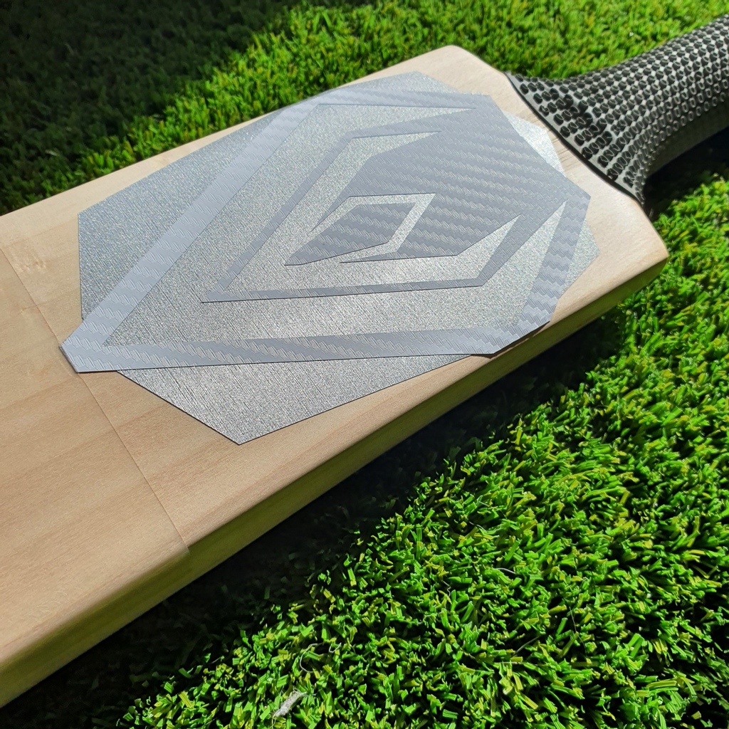 SportsVeritus's tweet photo. The Glacier. Looking stunning #ukmade #custommadelabels #batstickers #veritus https://t.co/BTqoGLjx6P