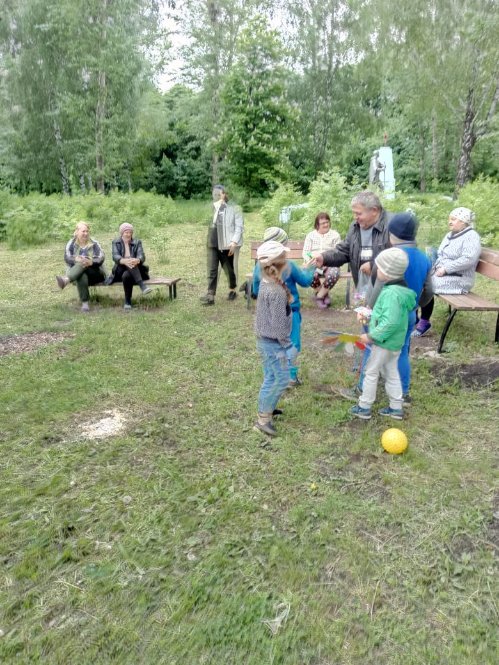 Праздник для детей в Сухоплотавском СДК