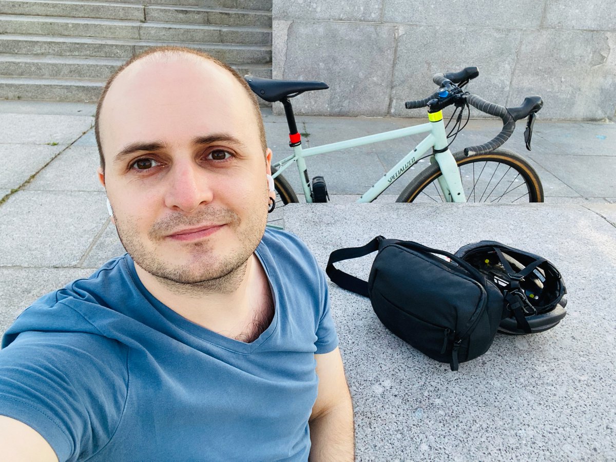 pepelsbey_dev's tweet image. The magic of Twitter, help me out! 🦄 I’m planning to move and looking for a job in EU. Keywords: DevRel, conferences, community, browsers and web platform, a11y, design and interfaces, podcasting and video production.

LinkedIn linkedin.com/in/pepelsbey
CV docs.google.com/document/d/1MV…