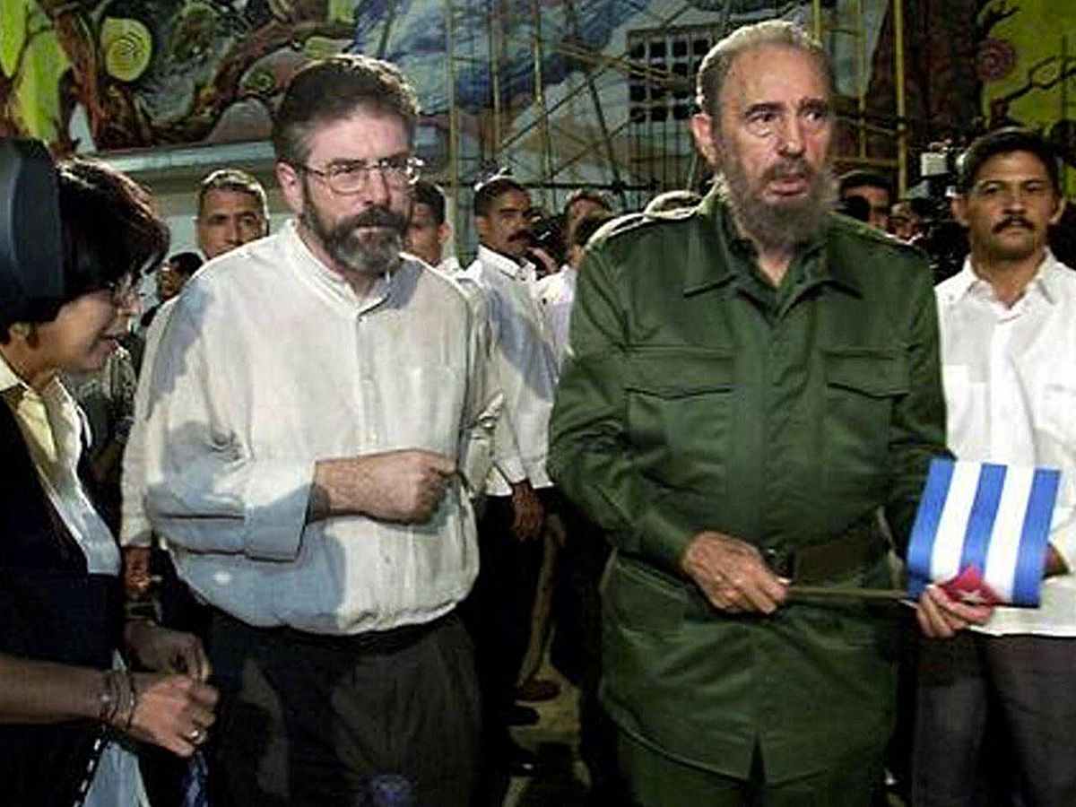 Ogra_SF's tweet photo. 🚨BREAKING🚨

There are efforts under way by US elements to create instability in Cuba as we speak.

The Cuban people stand with the revolution and its government. ÓSF stands against imperialism and with the people of Cuba.

Ní saoirse go saoirse Chúba🇮🇪🇨🇺 https://t.co/JD46cQ0M2U