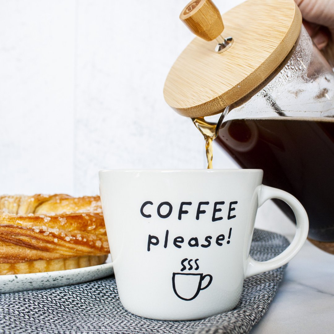 It’s Monday again! 🤓😅 How many coffees do you need to start your week right? We are sipping on our second here already! 🤗 Have a good day filled with your favourite coffee!