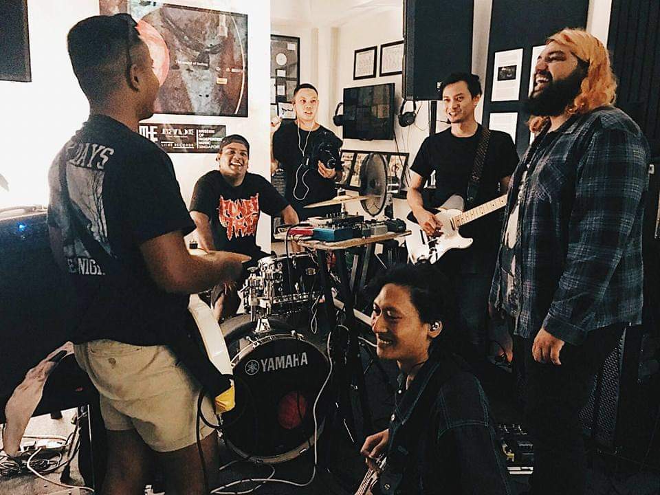 Was clearing up my hp,came across  this memories,gd times,
I Thank God for them
I owe it to them a lot,they helped with my recovery through friendship,music and my lousy ass drumming
love them,always.