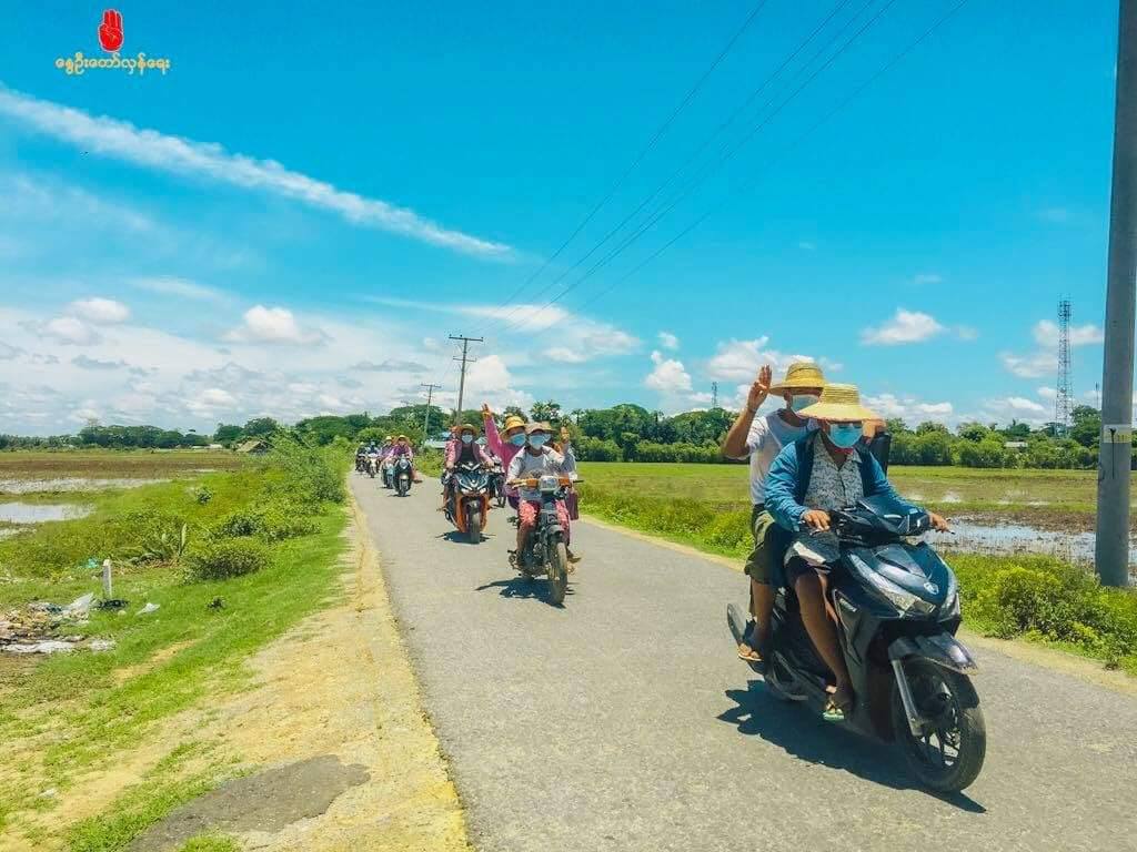 bellpu1's tweet photo. Residents from Depayin Tsp staged motorcycle strike against military dictatorship on July 12. #SACWantsCovidUncontrollable #WhatsHappeningInMyanmar #July12Coup https://t.co/vWiYO9novw