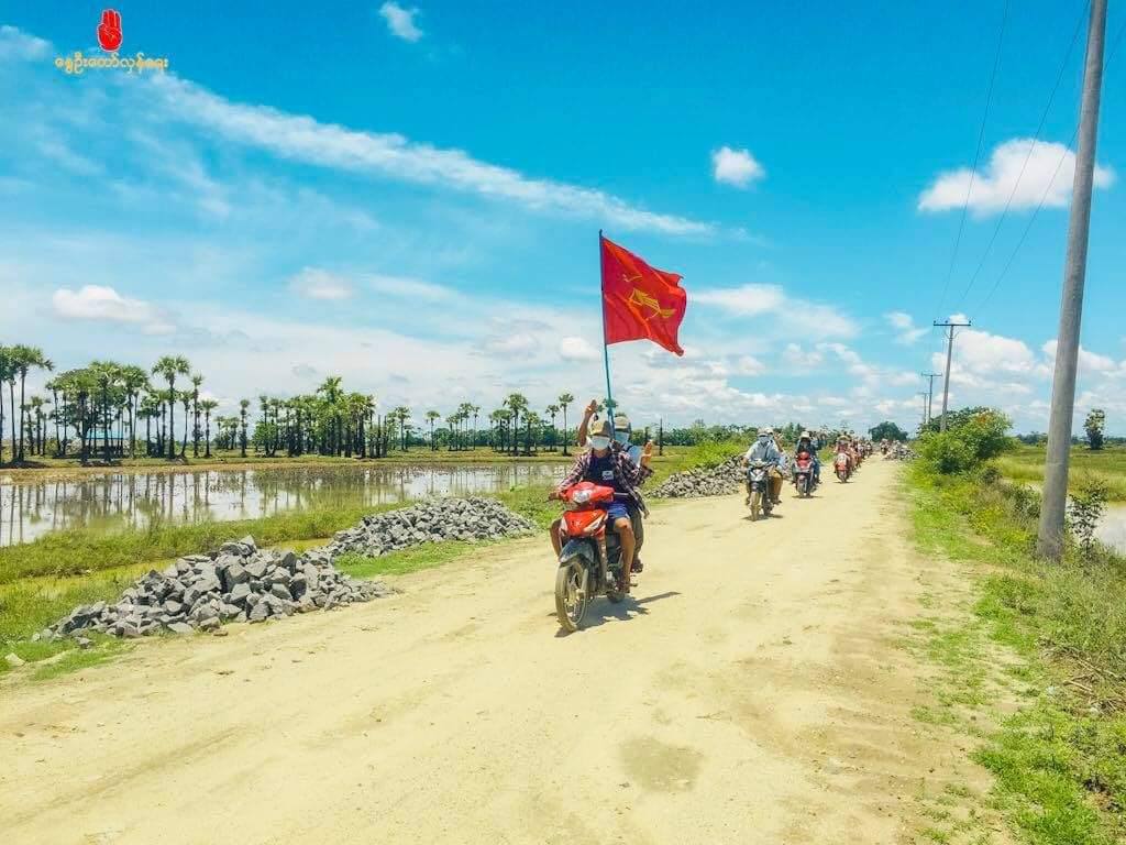 bellpu1's tweet photo. Residents from Depayin Tsp staged motorcycle strike against military dictatorship on July 12. #SACWantsCovidUncontrollable #WhatsHappeningInMyanmar #July12Coup https://t.co/vWiYO9novw