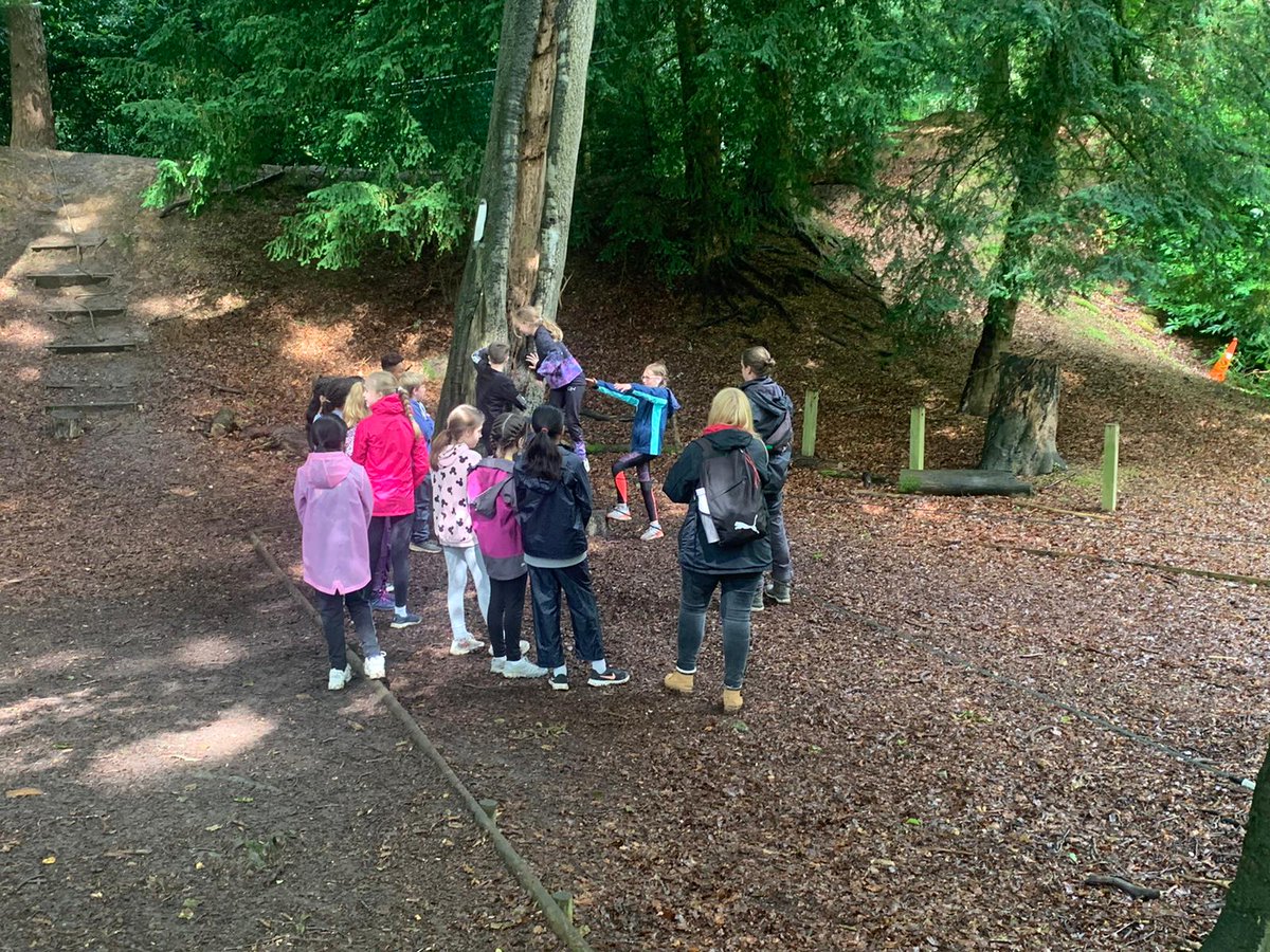 Great Kingshill School tweet media