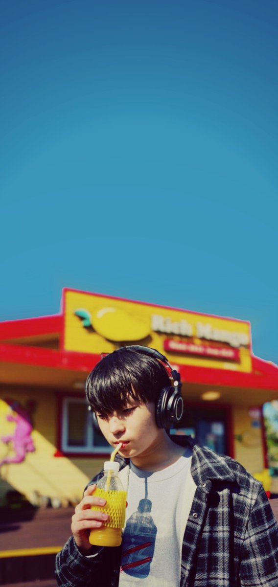 mliaainx's tweet photo. Sean Wallpapers/Lockscreen
: ̗̀➛ rt & like if using/saving
: ̗̀➛ Please don’t repost ♡︎
With filter from Polarr
EDISI KANGEN SEAN 🥺😔😣
#SEAN #SEANSONG
#SONGSIHYUN #SIHYUN #LOUD https://t.co/TqKM6uiYXg