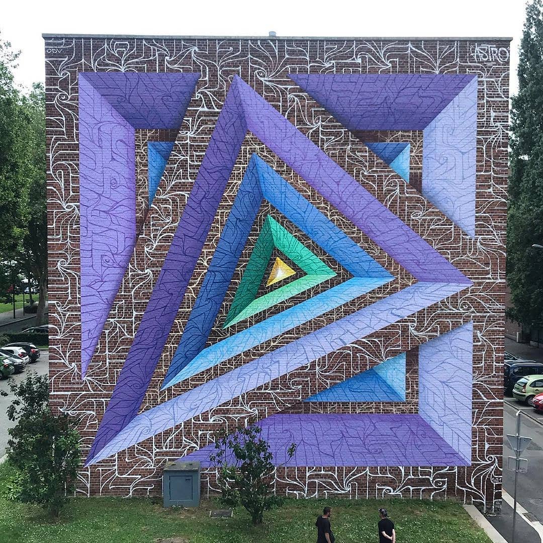 brababella's tweet photo. #Streetart by #AstroODV @ #VilleneuvedAscq, France, for #BIAM5 curated by #CollectifRenart
https://t.co/75fEn5mGKy #arteurbana #urbanart #murals #muralism https://t.co/5gZRX7OsEl