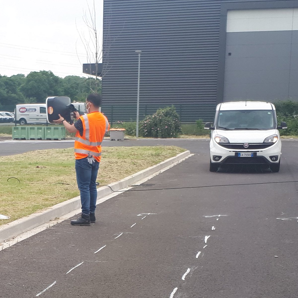 Merci à nos voisins, l'agence d'Intervention <a href="/GRDF/">GRDF</a> BDSN de <a href="/villeneuve_92/">Ville de Villeneuve-la-Garenne</a>, de nous avoir accueilli sur leur parking en juin. Le laboratoire Détection gaz de #RICE a pu y tester un nouveau Véhicule de Surveillance du Réseau 🚙🚘🦺 pour toujours plus de #Sécurité