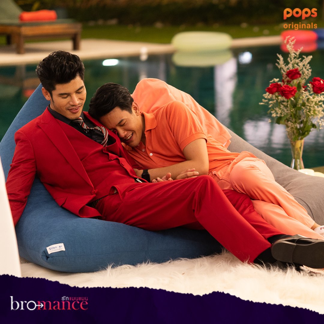 POPSThailand's tweet photo. รวมโมเม้นต์ ชัดเจน-มิก คนที่ใช่ที่ชัดเจนเลือกจากรายการ #BromanceTH #รักแมนแมน

.
นิยามความรักของชัดเจนคงเป็นความสบายใจ พลังบวกที่มอบให้แก่กัน แล้วนิยามความรักของคุณผู้ชมเป็นแบบไหน?

🧡 ลองหาคำตอบไ��ด้วยกันในที่ > https://t.co/xAAVTDZoTW

#POPSoriginal #POPS #POPSTV #POPSThailand https://t.co/wWk59tkibv