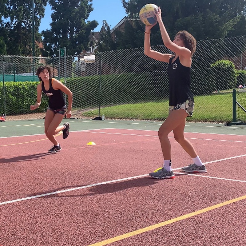 EnglandNetball's tweet photo. 1⃣1⃣4⃣ people obtained an England Netball Level 1 coaching qualification through @Vitality_UK's #WeAreRising campaign as part of the Vitality @NetballWorldCup 2019 🙌

✍️ Two years on, we spoke to 3⃣ of the talented coaches who completed their course thanks to Vitality...