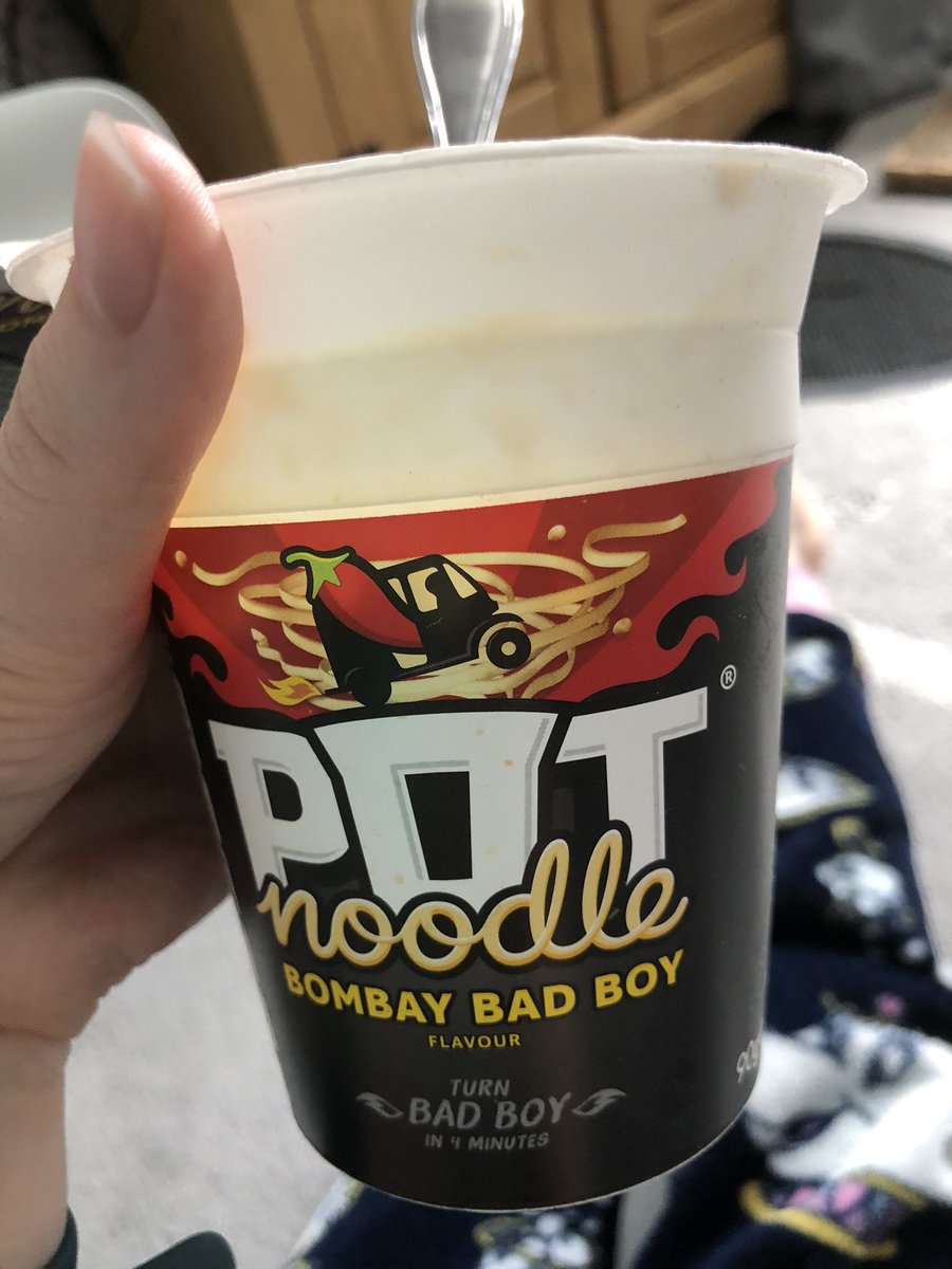 BronwynEmilyJ's tweet image. #bombaybadboy #potnoodle #flu if this doesn’t help clear my sinus than nothing will. Having a cold 3 weeks post septorhinoplasty isn’t ideal!
