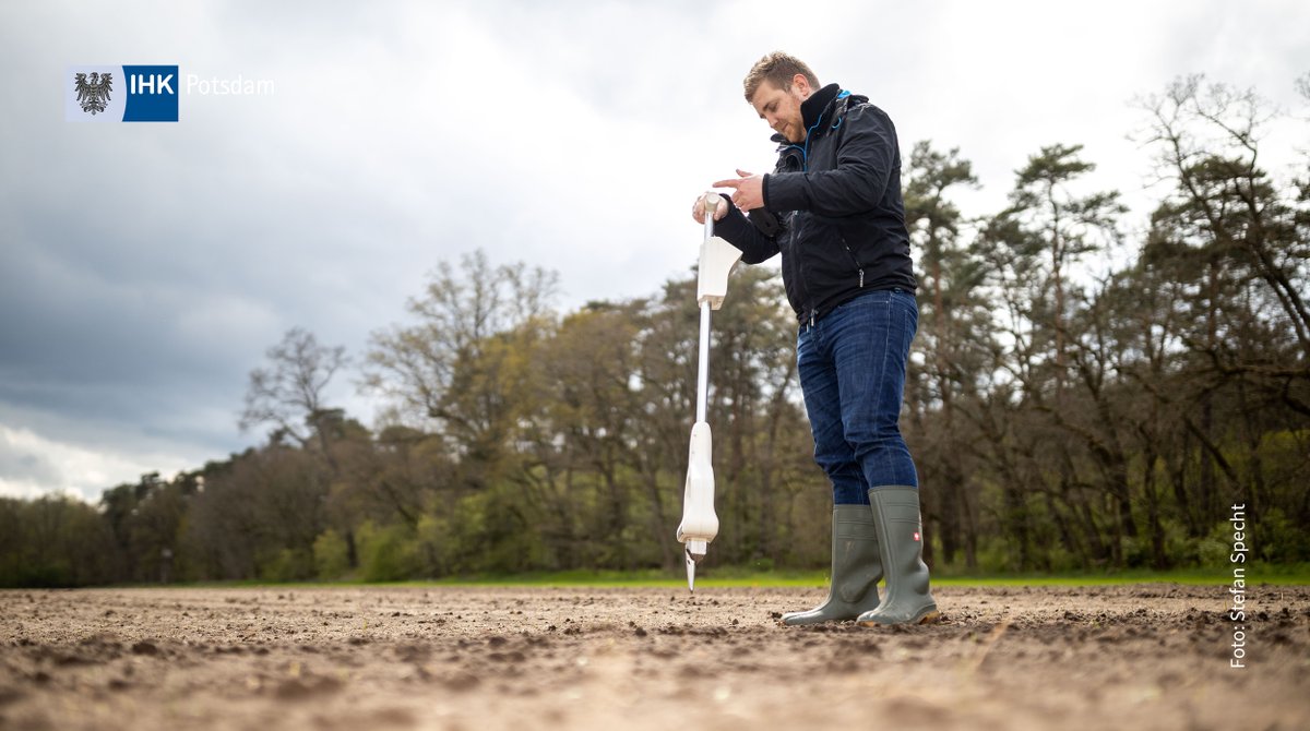 Das #Unternehmen <a href="/stenon_io/">stenon.io</a> ist hochspezialisiert: Ihr Produkt "FarmLab" führt Bodenanalysen durch.🌱 Intelligent düngen, Zeit und Kosten sparen = HighTech für die #Landwirtschaft aus #Potsdam 👩‍🌾👨‍🌾 Wie das funktioniert? Lesen Sie hier: kurzelinks.de/6529 #BrandenburgsBeste👏