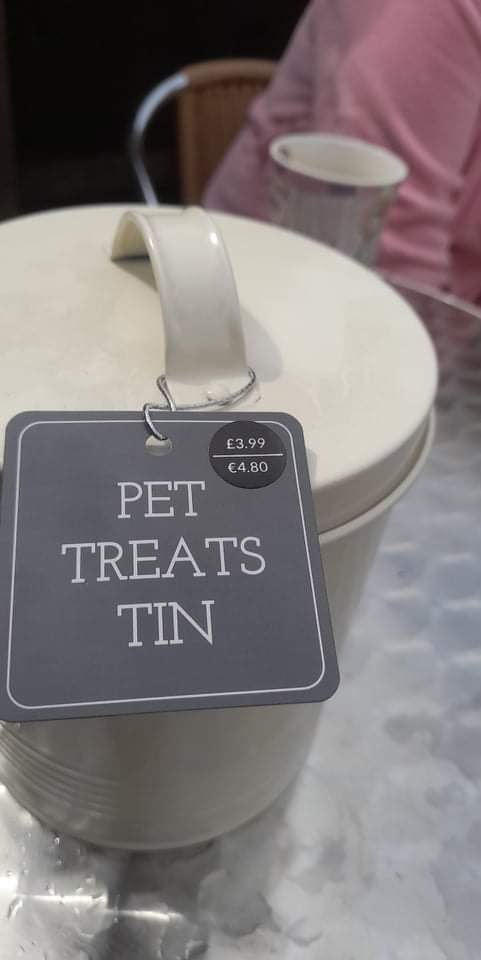 Natalie (@natty_jw) on Twitter photo So my dad decided to buy his dog some treats... They arrived today. Would anyone at <a href="/TheRangeUK/">The Range UK</a> like to explain?? So my dad decided to buy his dog some treats... They arrived today. Would anyone at <a href="/TheRangeUK/">The Range UK</a> like to explain??