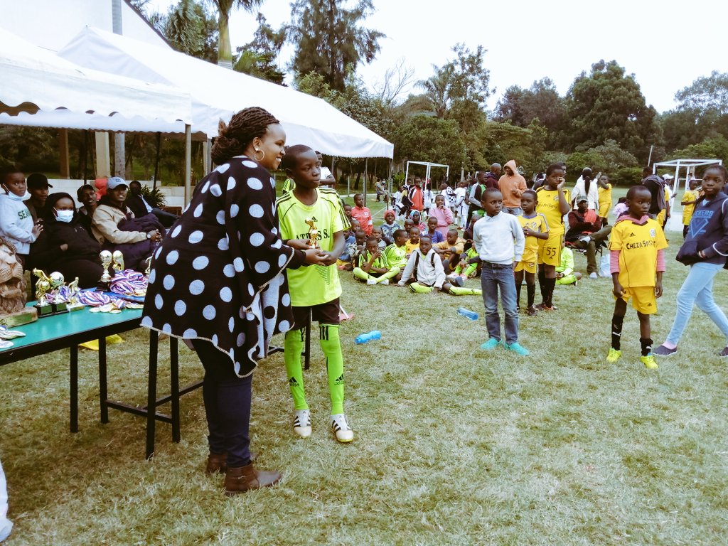 Billionair1w's tweet photo. Besides yesterday being the #Euro2020Final ,our football Academy also participated in the finals of the @futurelionsint Express mini classic tournament. We are proud to have our players win as top scorers for the under 11/13 category, and finished as Runner's up- under 13. https://t.co/uMoaUm1yqs