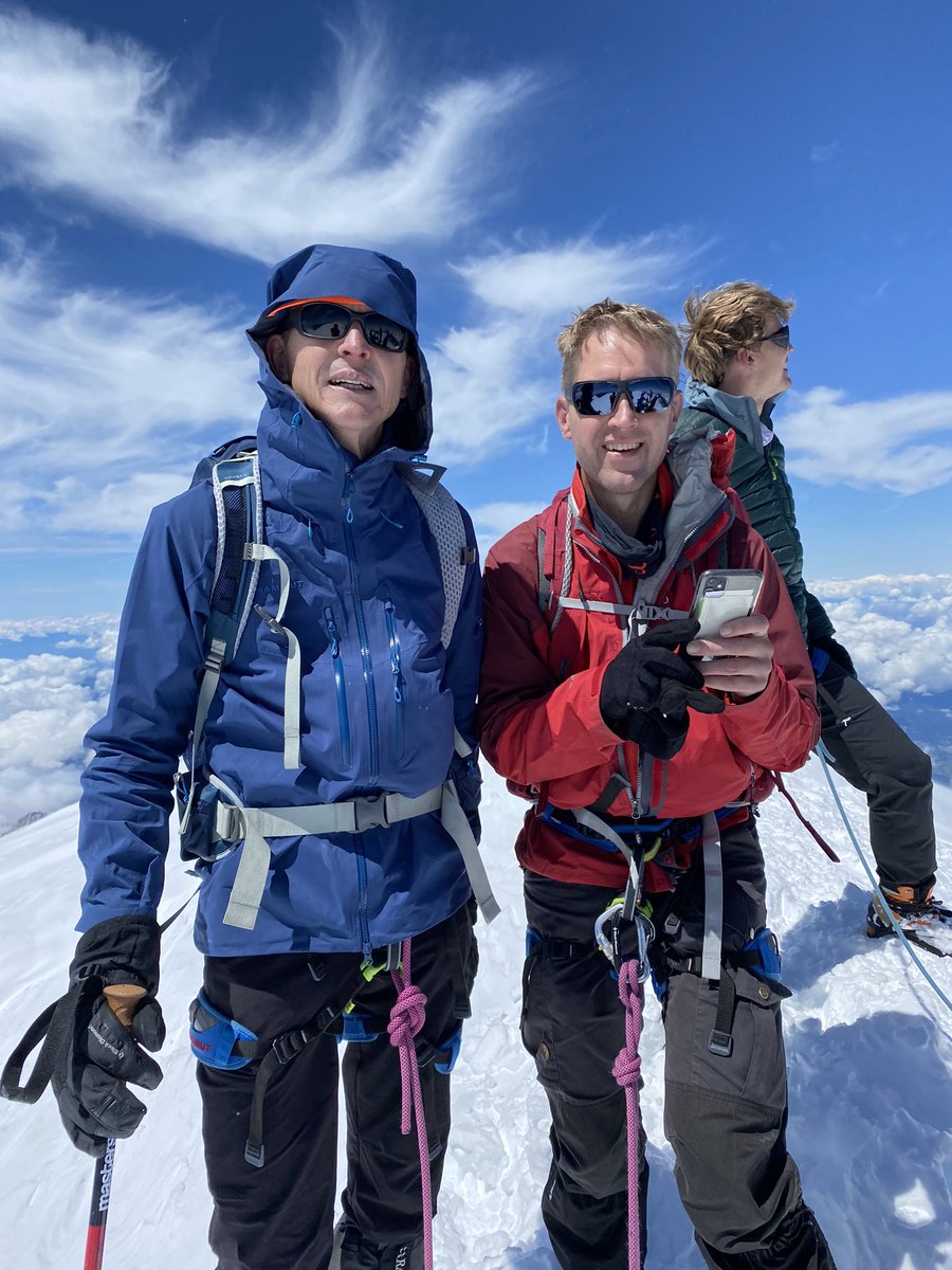 gcvreugde's tweet image. Nog aan het nagenieten van een prachtige week in de Alpen, met twee mooie beklimmingen: de Gran Paradiso (4060m) en de Mont Blanc (4810m). Wat een mooi avontuur. Met dank aan goede programma van @MountainNetwork