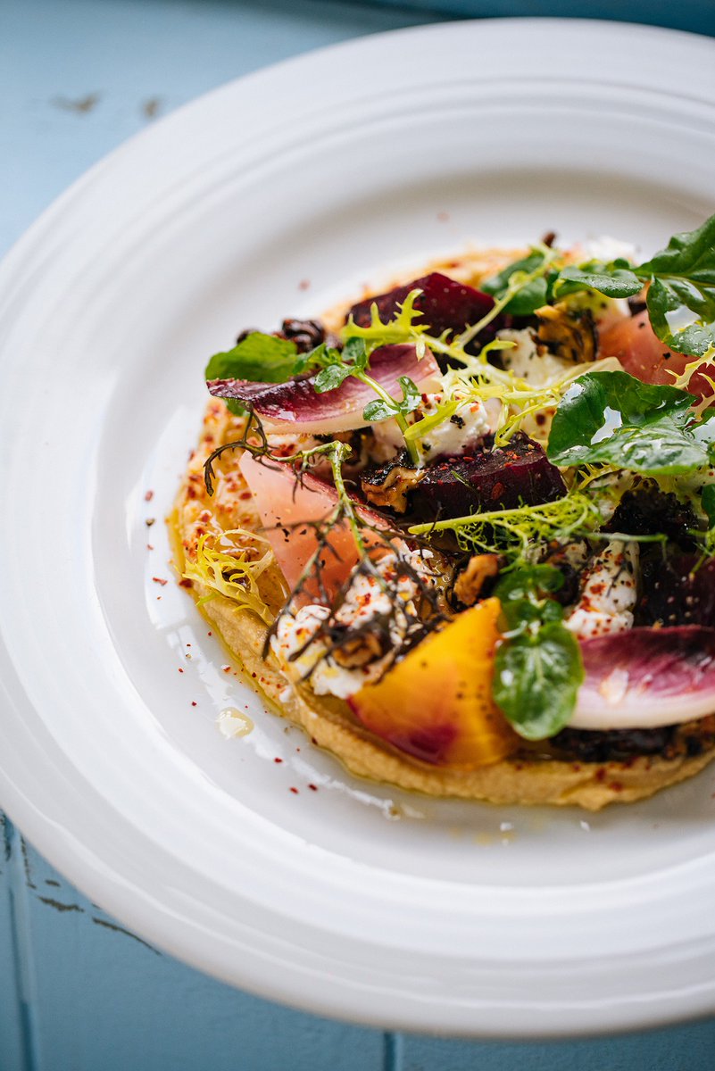 ThePacketInn's tweet photo. We serve small plates at lunch; choose an array of dishes to suit the moment.
In the evening we now serve a more traditional three-course format, so you can really go to town on your night out. Online booking via the website – see you soon! #packetinn #cornwallfood https://t.co/5hu2e99ztY