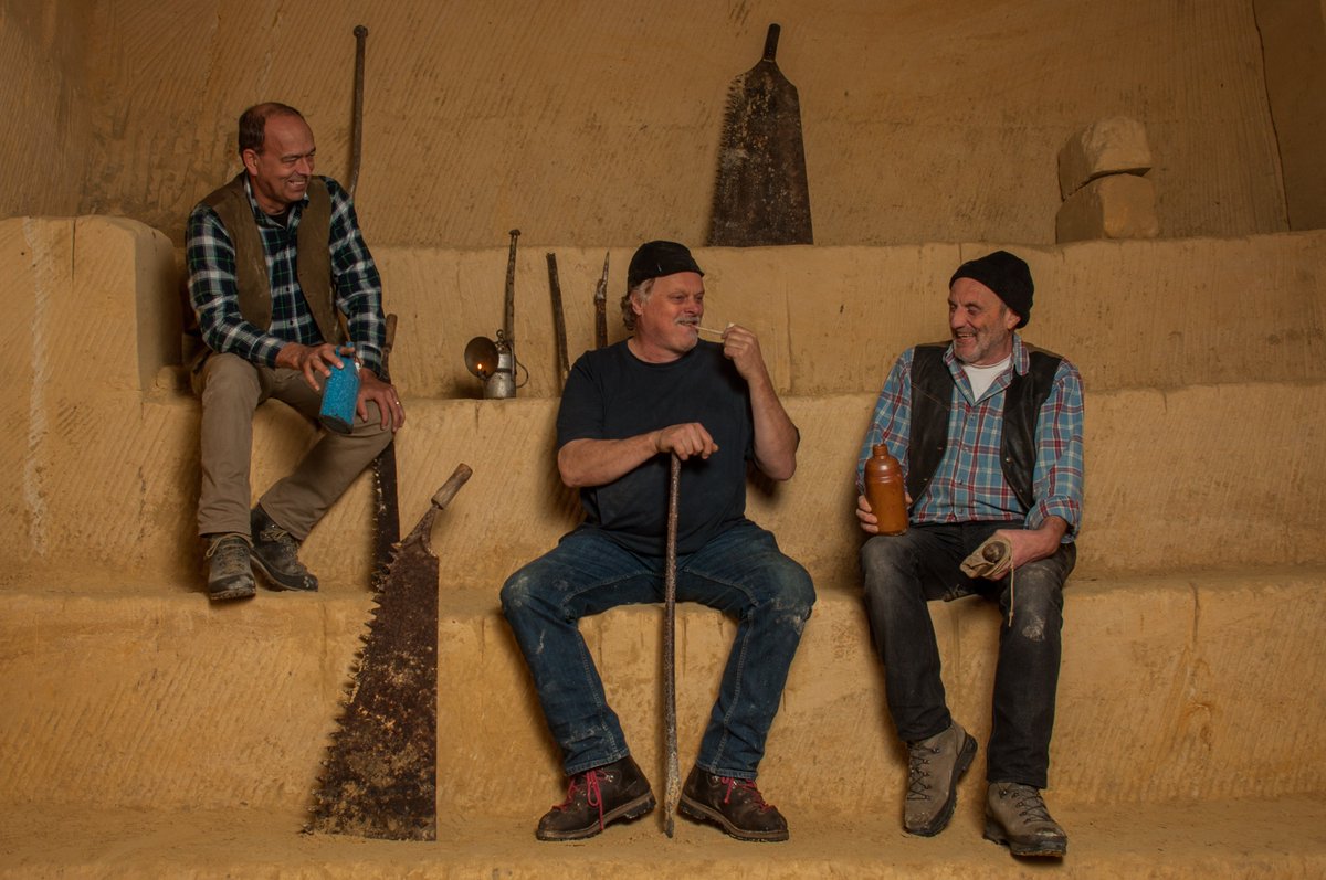 Limburgse grottenbijbel Mergel Gebroken geheel vernieuwd | hklimburg.nl/artikelen/de-l…