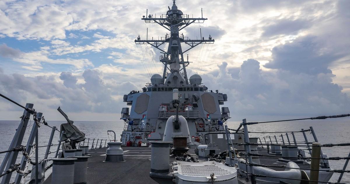 China’s military said it 'drove away' a US warship that it said illegally entered Chinese waters near the disputed Paracel Islands aje.io/kuuy4z