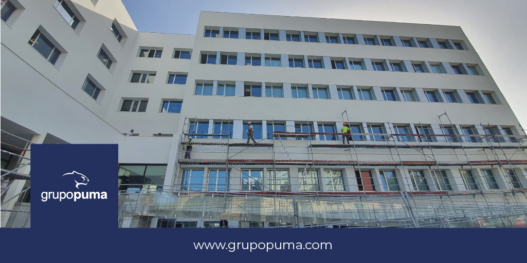 grupopuma's tweet photo. OBRA Edificio de Hacienda, Cádiz (EATP)
Rehabilitación energética sistema #TraditermEPS de 60mm de @grupopuma; acabado con el #mortero #Morcemcril® en blanco.
Constructora #extraco
Aplicador #EcoanzaSLU
#SATE
#rehabilitación
#sistemascontructivos
#siemprecumplimos https://t.co/Tgtl4DpOd5