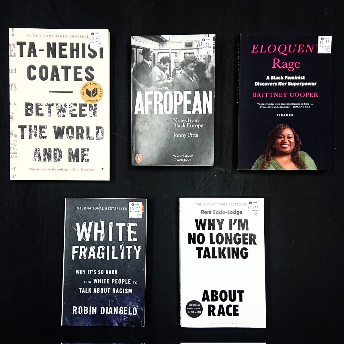 Seems a good day to remind people that not being racist isn't enough &amp; you have to be actively anti-racist to stand a chance against it, especially in a nation where it's endemic and encouraged! Educate yourselves to help push back against this shameful nonsense #chorlton!✊🏻✊🏾✊🏿