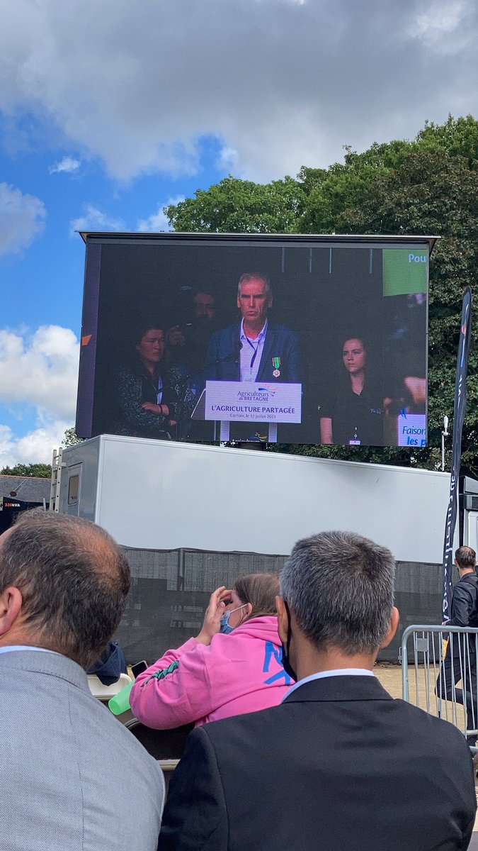« <a href="/agriculteursBzh/">AgriculteursBretagne</a> c’est une démarche qui donne du sens à son métier d’agriculteur » <a href="/jp_lemetayer/">Jean-Paul Le Métayer</a>