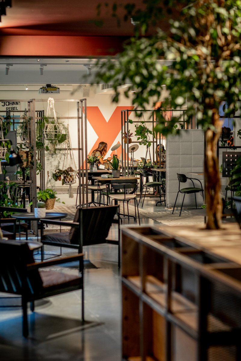 Great to finally announce we have signed our first office occupier at #103ColmoreRow. 

<a href="/xandwhyspace/">x+why</a> will be bringing its unique brand of community focussed, purpose-driven flexible workspace to Birmingham and we're thrilled it has chosen 103.

Read more: 103colmorerow.com/103-colmore-ro…