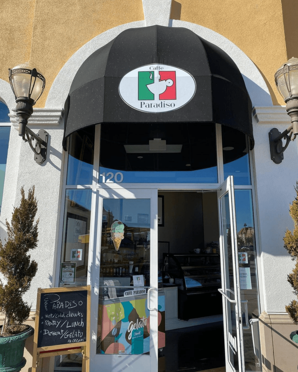 BrentwoodCA's tweet photo. #CaffeParadiso in the #StreetsofBrentwood is a little taste of heaven. 🍝 Your location for great food, delicious drinks, and delectable desserts! https://t.co/q2ir3q90ei