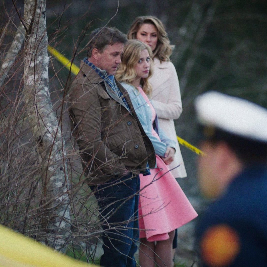 best of betty cooper (@bettypics) on Twitter photo 