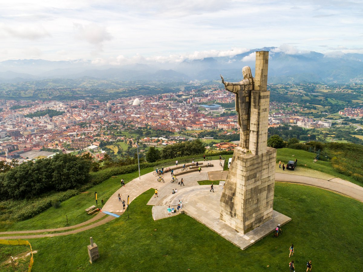 alpha_drones's tweet photo. Una foto del Cristo de #Oviedo durante la #AsturiasBikeRace.
https://t.co/IuF1ObQA7l
#Asturias #Drones #ElCristo #Naranco #monteNaranco #monte #drone #dron #rpas #asturiasdrones #dronesasturias #dronesenasturias #alphadrones #dji #trabajo #grabación #mtb #race #carrera #bicicleta https://t.co/7wXPPZEinv