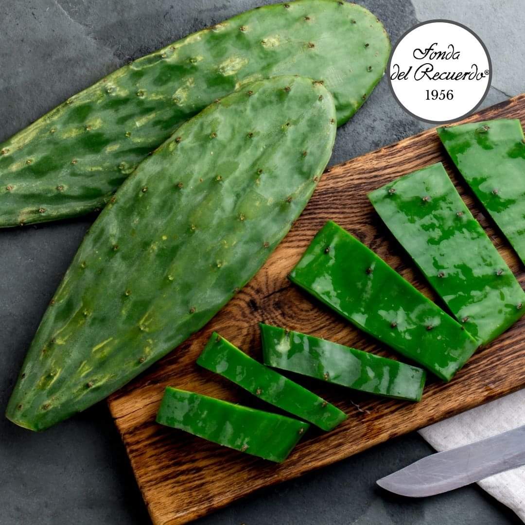 FondaRecuerdo's tweet photo. Ingrediente mexicano por excelencia. En sopas, ensaladas, en el desayuno o en una cena ligera. El nopal es protagonista de platillos favoritos. #comidamexicana #gastronomíamexicana #nopalitos https://t.co/8rB9fAMcMB