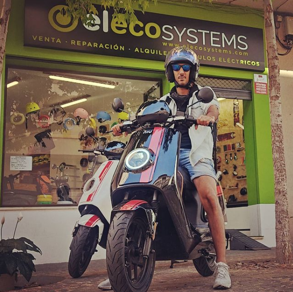 espaitec's tweet photo. 🗣️ Una de las 9 firmas que participa en #CastellónGlobalProgram2021 es @elecosystems1 

👉 #Elecosystems fomenta la movilidad urbana sostenible y de calidad ofreciendo vehículos 100% eléctricos

Conoce sus productos en https://t.co/7ntgZhjzlE

@dipcas #SinMalosHumos #CGP2021 https://t.co/xIKSGPD52q