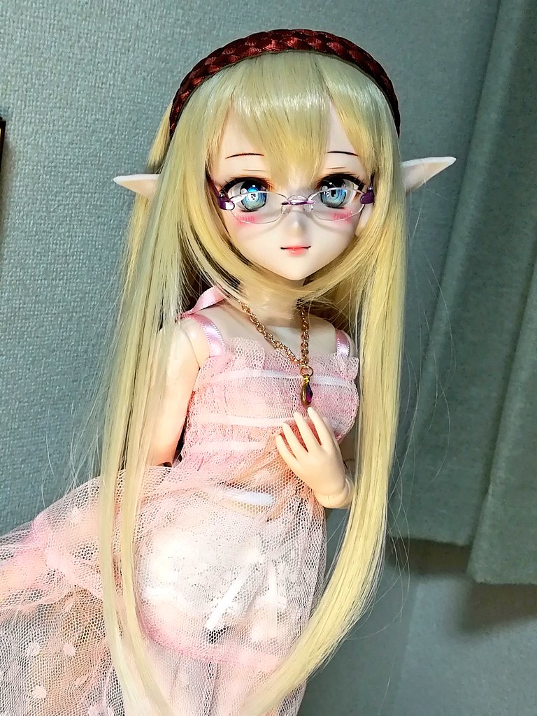 うおおおおおおお!!!!
耳一つでまさにエルフの出で立ちだぜーーーー!!! 